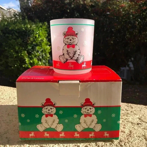 Jingle Bear (Christmas Bear from Emporium Capwell’s) Old Fashioned Cups NIP - Picture 1 of 7
